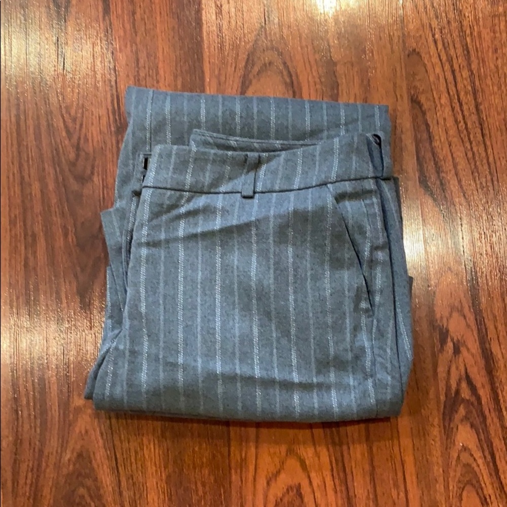 Grey dress pants🌟
